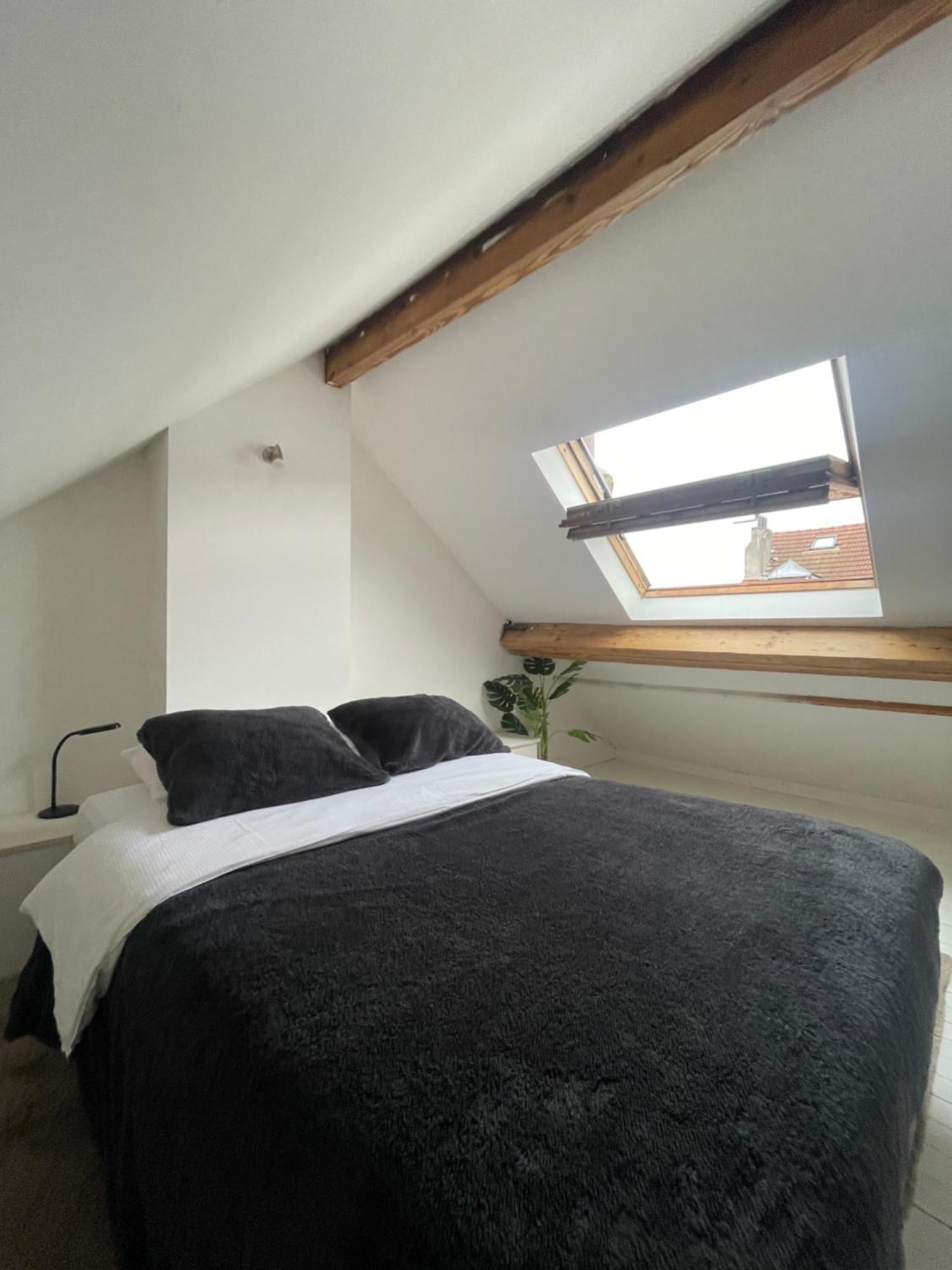 Апартаменты Attic European Quarter Брюссель Экстерьер фото